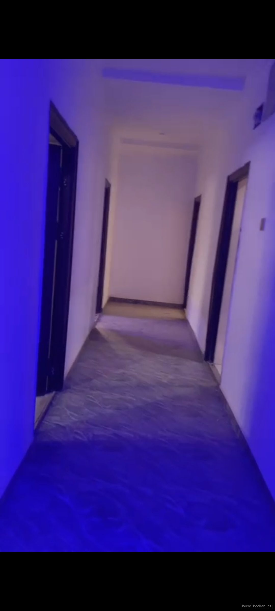 3 bedroom service apartment